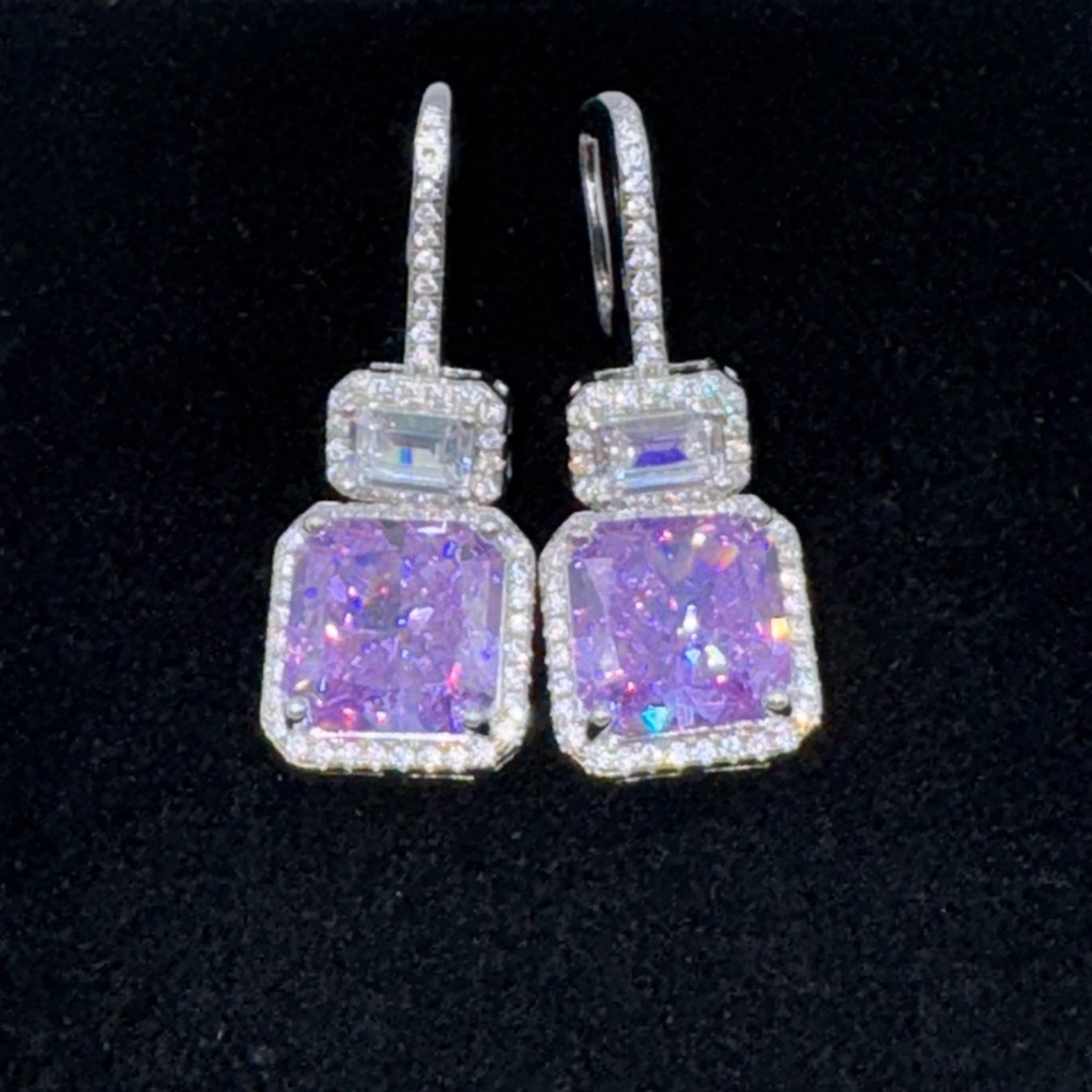 14k 4ct Kunzite Earrings - Picture 3 of 9